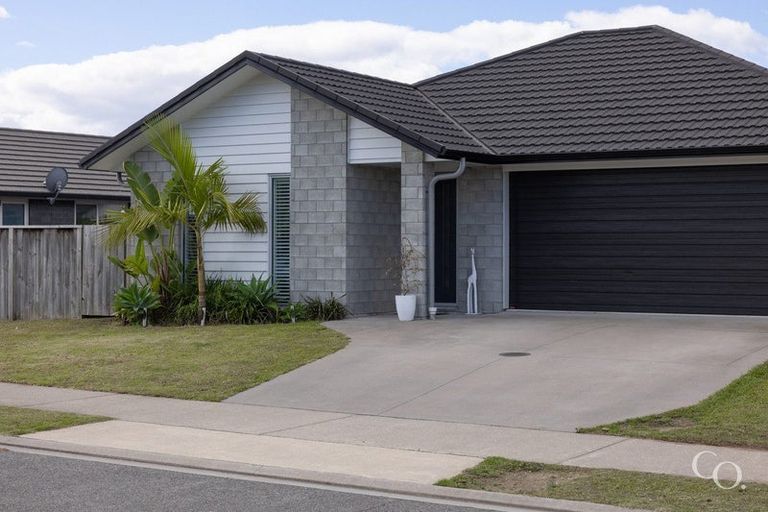 Photo of property in 47 Dunkeld Drive, Papamoa, 3118