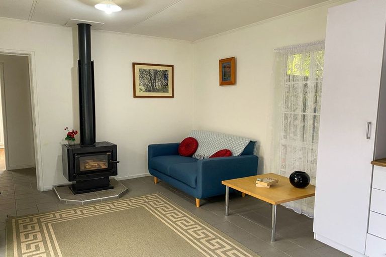 Photo of property in 99 Commercial Street, Takaka, 7110