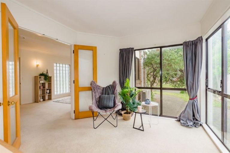 Photo of property in 4 Manly Garden, Paraparaumu Beach, Paraparaumu, 5032