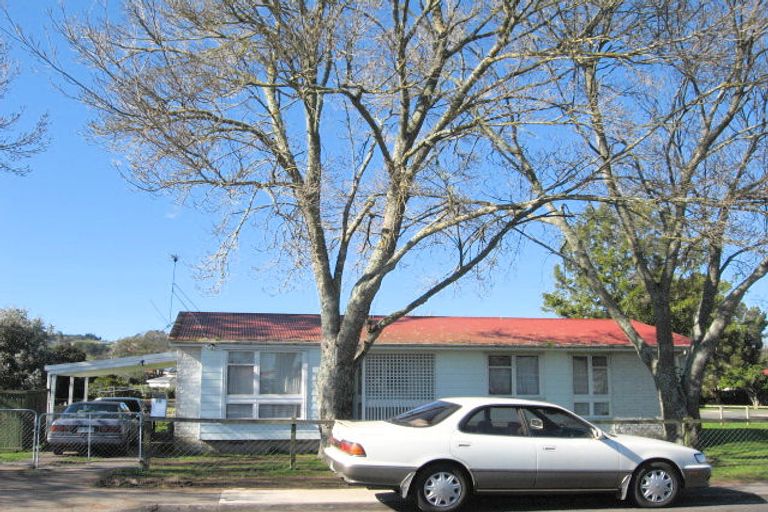 Photo of property in 10 Eastburn Street, Papakura, 2110