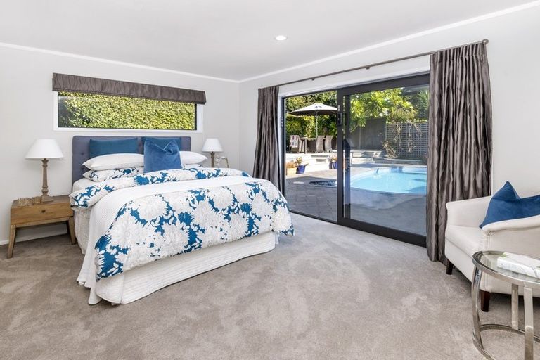 Photo of property in 50 Loloma Drive, Half Moon Bay, Auckland, 2012