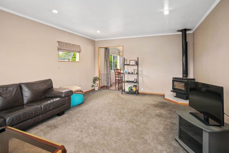 Photo of property in 16 Isel Place, Stoke, Nelson, 7011
