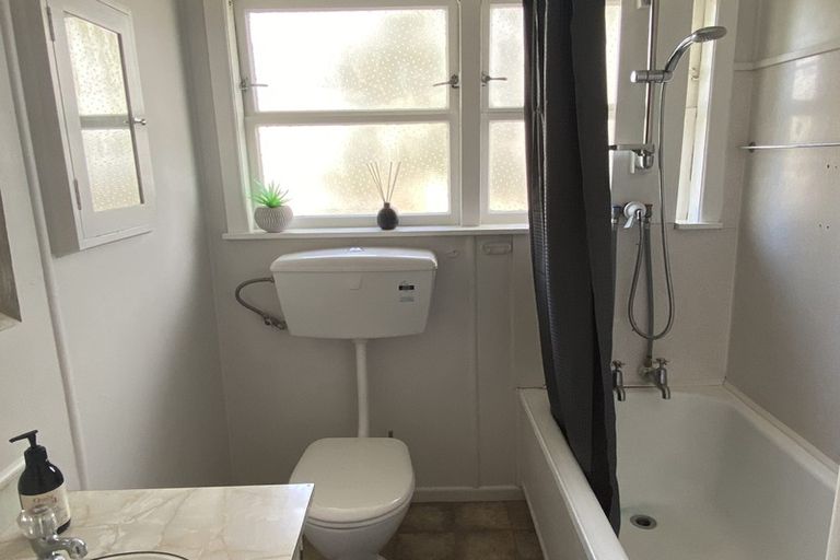 Photo of property in 104b Oceanbeach Road, Mount Maunganui, 3116