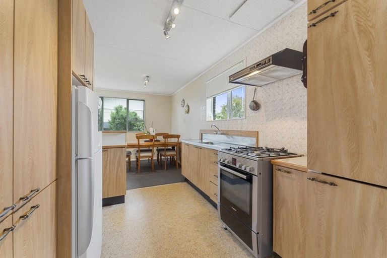 Photo of property in 22 Monowai Place, Westbrook, Palmerston North, 4412