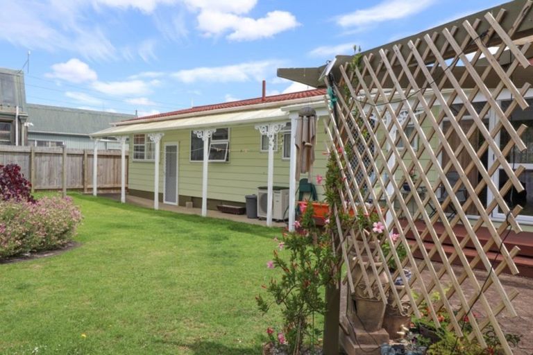 Photo of property in 214 Kirkwood Street, Thames, 3500