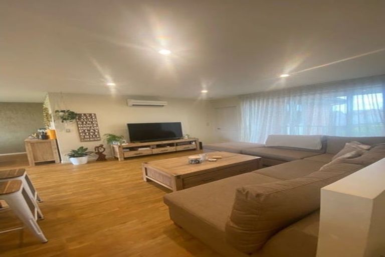 Photo of property in 6e Henley Green, Northwood, Christchurch, 8051