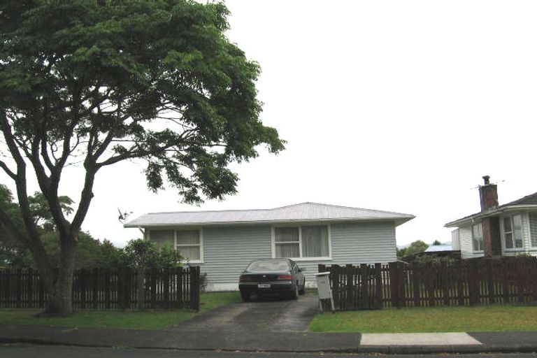 Photo of property in 34 Waitaki Street, Henderson, Auckland, 0612