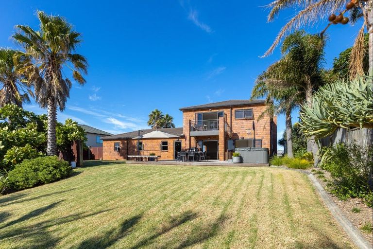 Photo of property in 28 Island View Drive, Gulf Harbour, Whangaparaoa, 0930