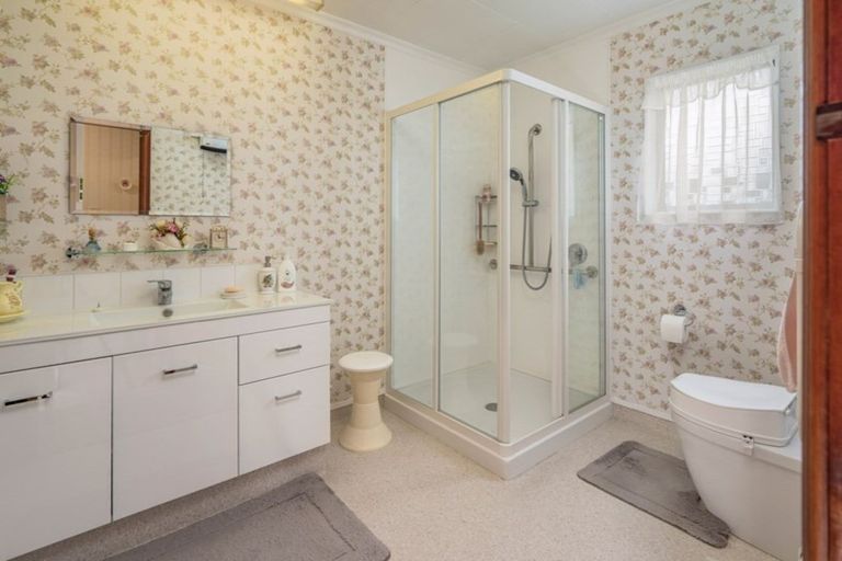 Photo of property in 2/4 Byron Place, Stoke, Nelson, 7011