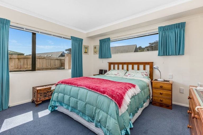 Photo of property in Redwood Village, 2/42 Main Road, Tawa, Wellington, 5028