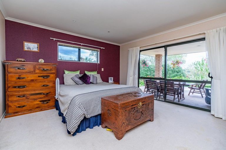 Photo of property in 64 Matakohe Road East, Matakohe, 0593