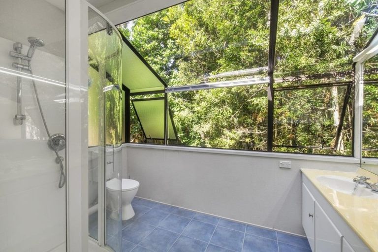 Photo of property in 43 Barlow Place, Chatswood, Auckland, 0626