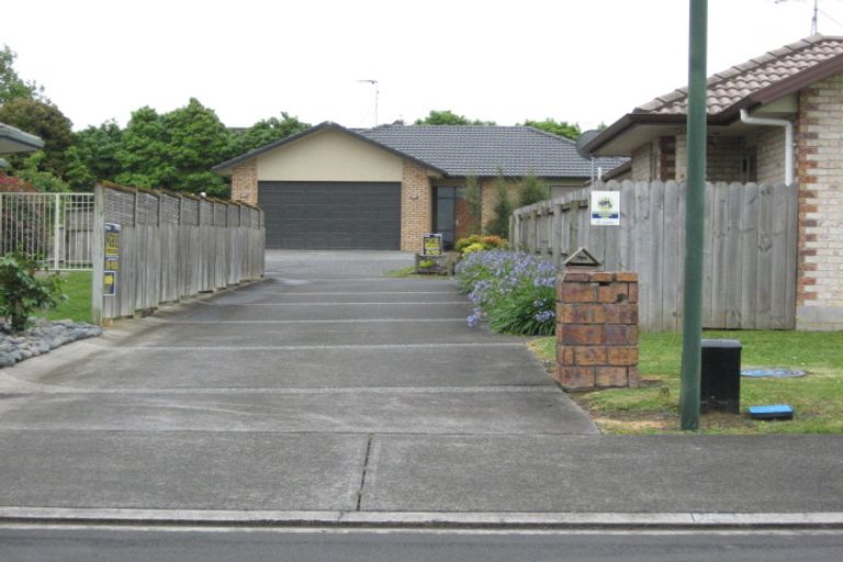 Photo of property in 5 Parkhaven Drive, Rosehill, Papakura, 2113