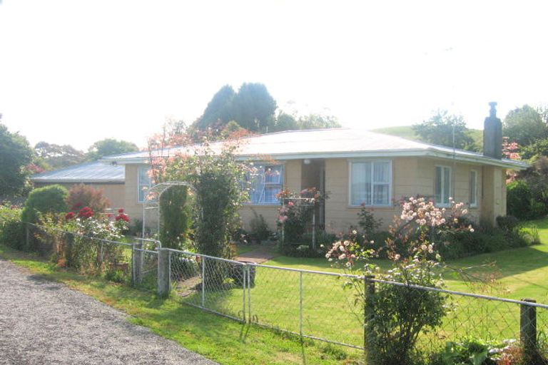 Photo of property in 6 View Terrace, Piopio, 3912