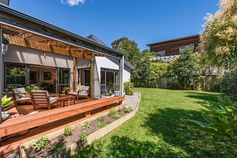 Photo of property in 11 Port Lane, Whitby, Porirua, 5024