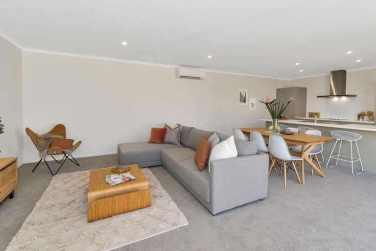 Photo of property in 12 Sholto Duncan Crescent, Halswell, Christchurch, 8025