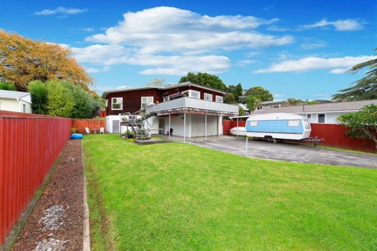 Photo of property in 49 Eskdale Road, Birkdale, Auckland, 0626