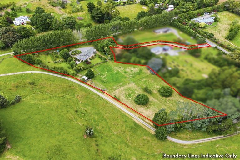 Photo of property in 19 Hadfield Road, Peka Peka, Waikanae, 5391