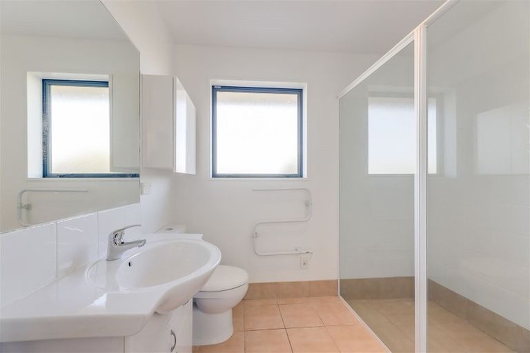 Photo of property in 762d Main Road North, Belfast, Christchurch, 8051