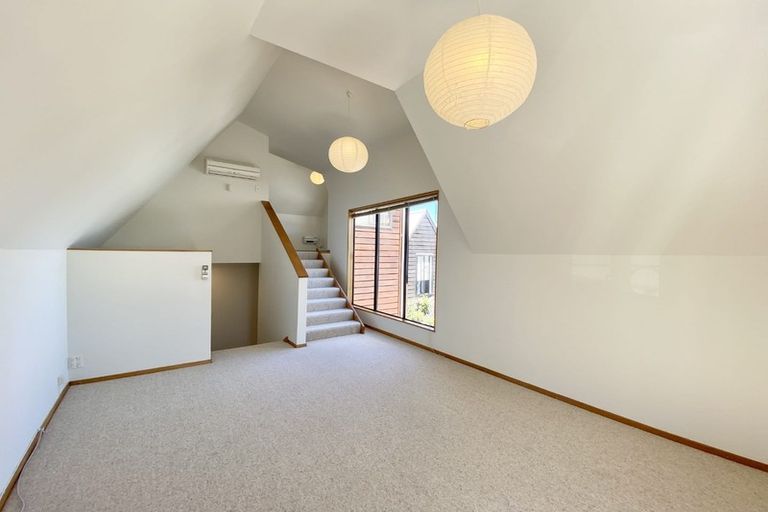 Photo of property in 94 Majoribanks Street, Mount Victoria, Wellington, 6011