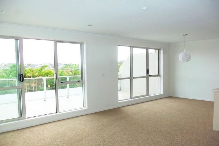 Photo of property in 7/340o Gulf Harbour Drive, Gulf Harbour, Whangaparaoa, 0930