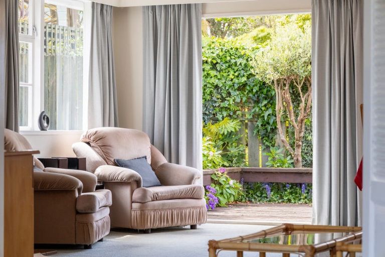 Photo of property in 32 Tui Road, Raumati Beach, Paraparaumu, 5032