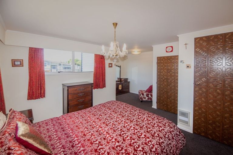 Photo of property in 31 Cranwell Street, Churton Park, Wellington, 6037