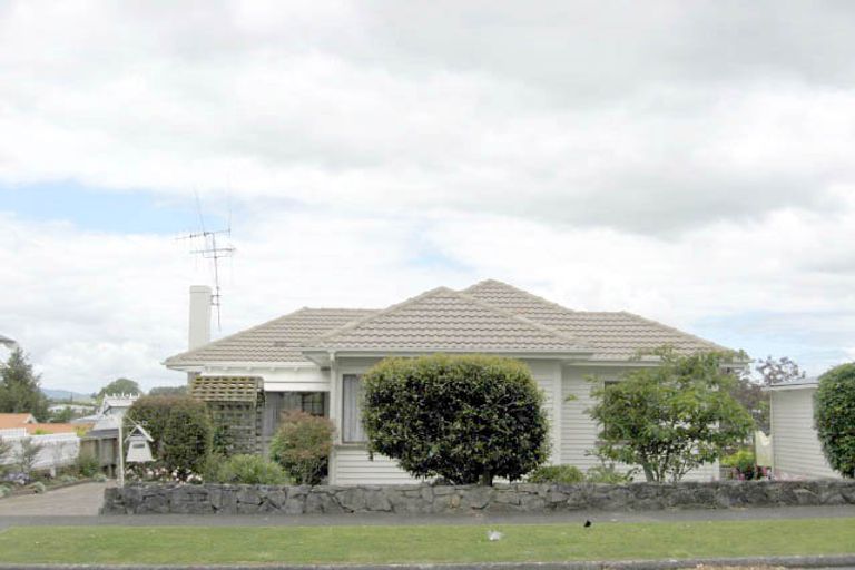 Photo of property in 381 Bank Street, Te Awamutu, 3800