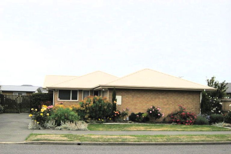 Photo of property in 108 Bayswater Crescent, Bromley, Christchurch, 8062