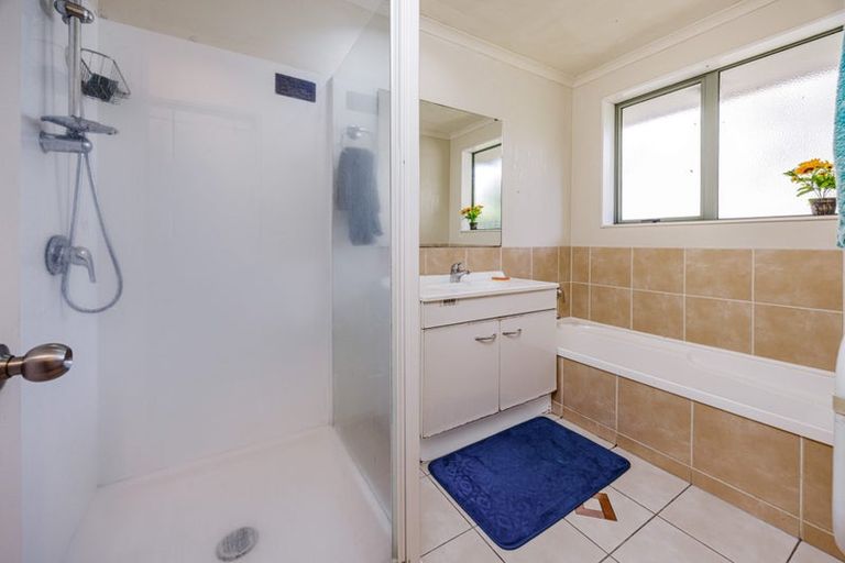 Photo of property in 14 Scotts Field Drive, Takanini, 2112