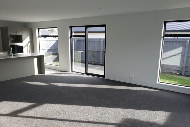 Photo of property in 9 Romney Drive, Belfast, Christchurch, 8051