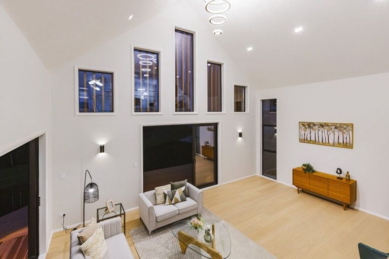 Photo of property in 28 Catalina Avenue, Rosehill, Papakura, 2113