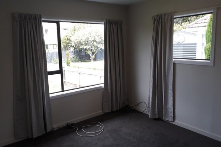 Photo of property in 31 Charlcott Street, Burnside, Christchurch, 8053