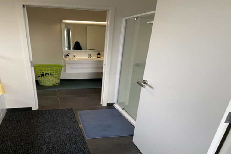 Photo of property in 4 Alberta Road, Glen Avon, New Plymouth, 4312