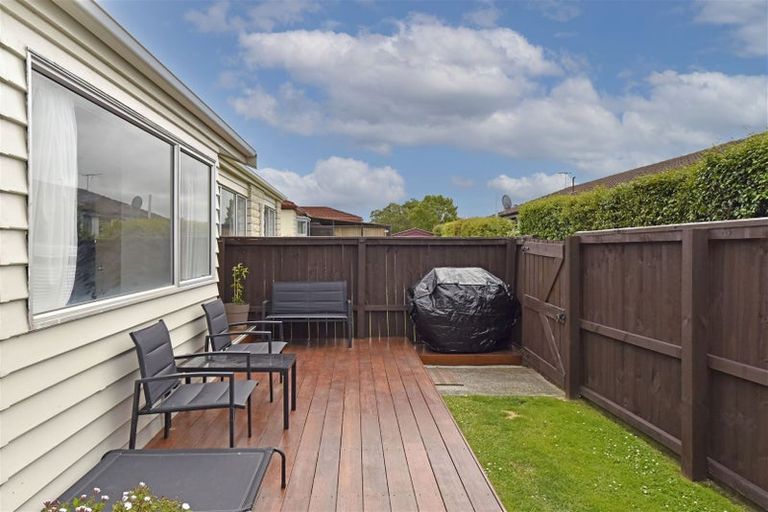 Photo of property in 1/20 Heaphy Place, Casebrook, Christchurch, 8051