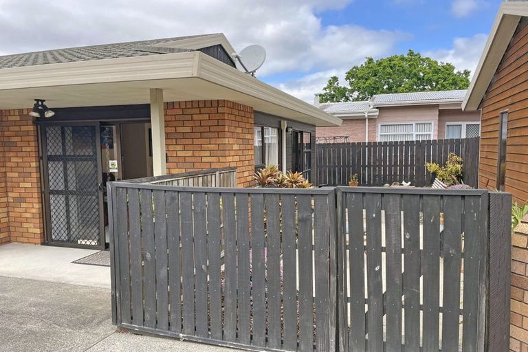 Photo of property in 16 North Street, Woodhill, Whangarei, 0110