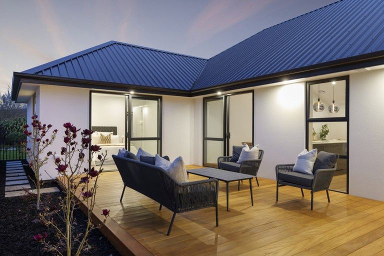 Photo of property in 69 Milns Road, Halswell, Christchurch, 8025