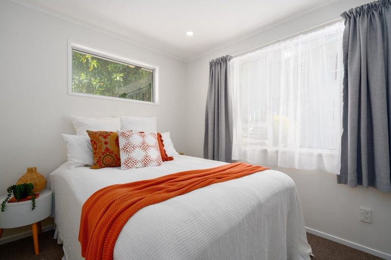 Photo of property in 20 Westhaven Drive, Tawa, Wellington, 5028