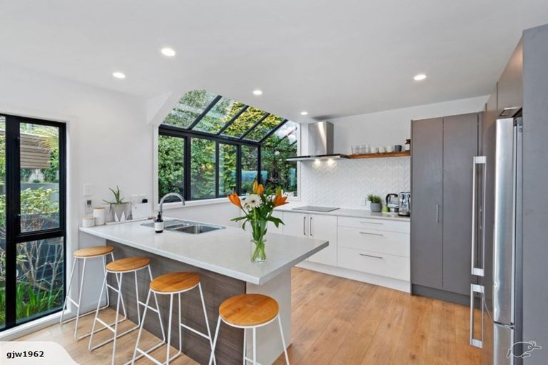 Photo of property in 1/8 Lookaway Place, Huntsbury, Christchurch, 8022