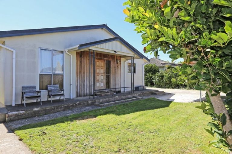 Photo of property in 207 Garnett Street, Raureka, Hastings, 4120