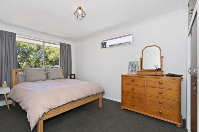 Photo of property in 1/96 Lake Terrace Road, Burwood, Christchurch, 8061
