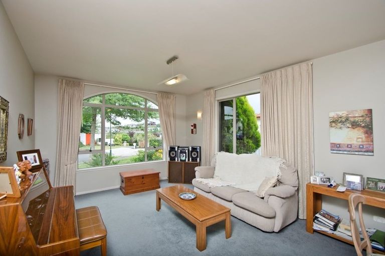 Photo of property in 52 Honeysuckle Lane, Ohauiti, Tauranga, 3112