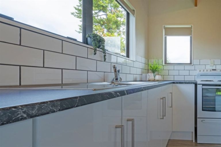 Photo of property in 2a Nicholas Avenue, Whitianga, 3510