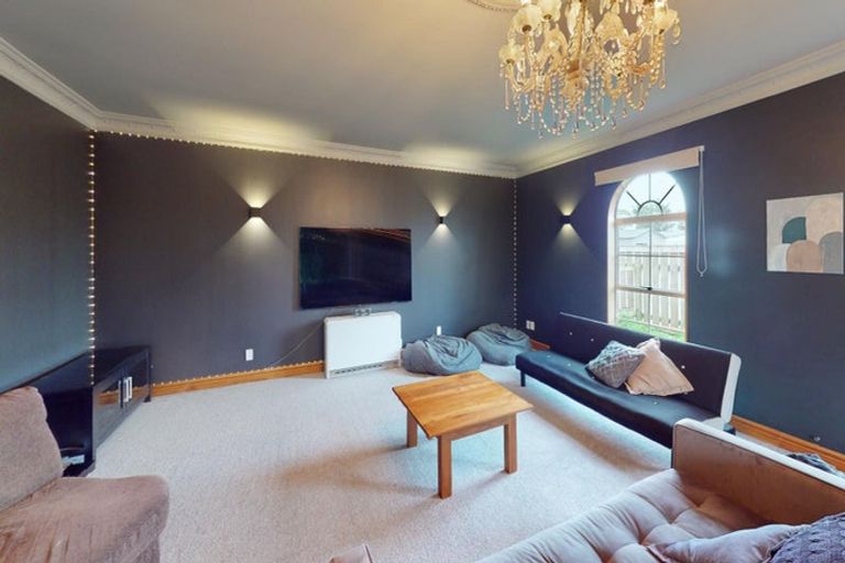 Photo of property in 153/155 High Street, Bulls, 4818