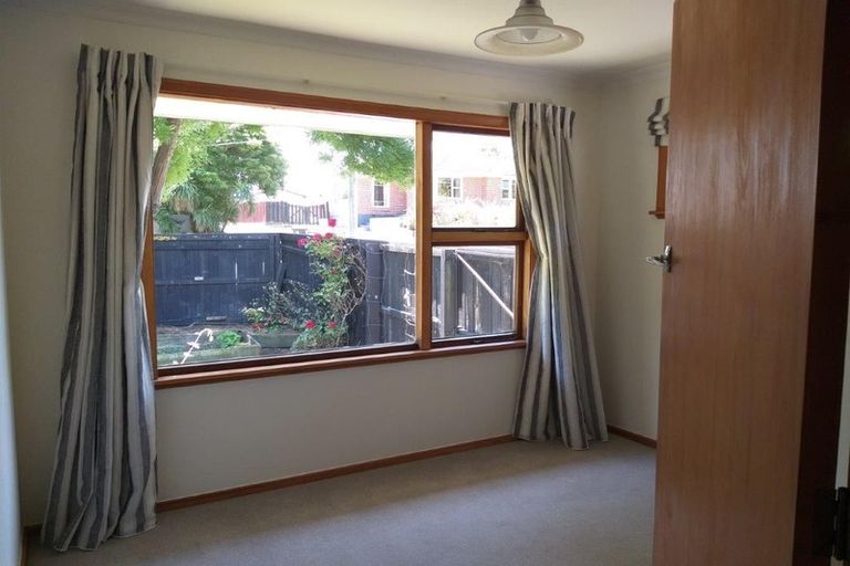 Photo of property in 2 Burnbrae Street, Saint Martins, Christchurch, 8022