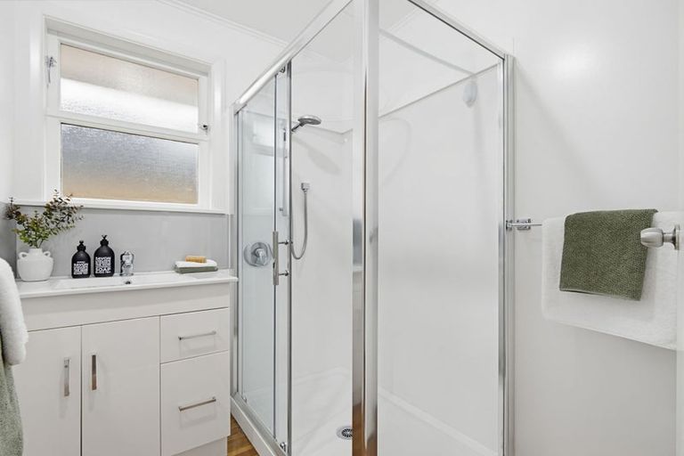 Photo of property in 18 Buller Crescent, Manurewa, Auckland, 2102