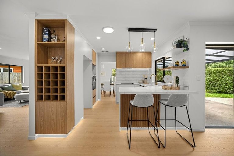 Photo of property in 3 Samuel Cross Place, Greenhithe, Auckland, 0632