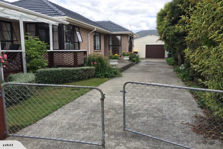 Photo of property in 45 Fovant Street, Russley, Christchurch, 8042