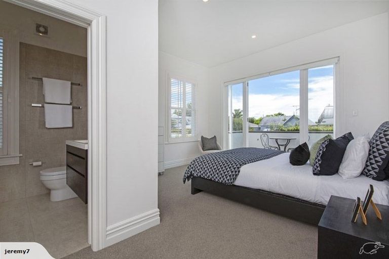 Photo of property in 11 Vine Street, Saint Marys Bay, Auckland, 1011