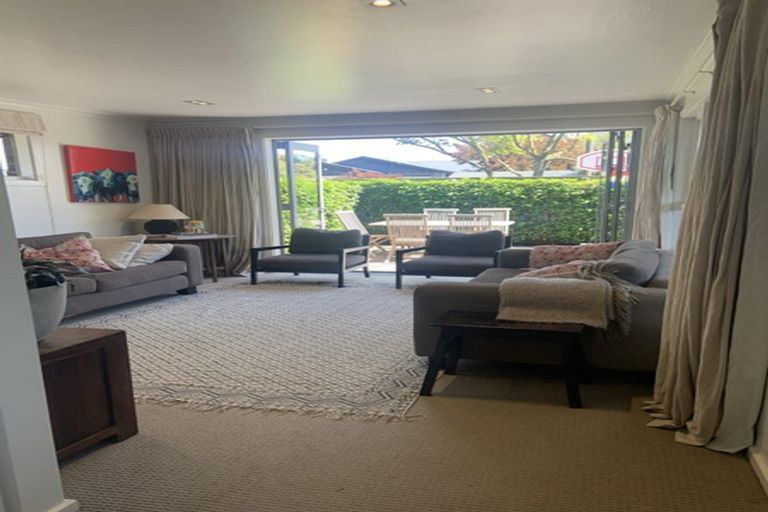 Photo of property in 52 Hawthorne Street, Strowan, Christchurch, 8052